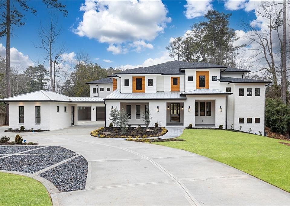 1st image of 4415 Blackland Dr