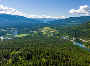 25 Starview Dr, Bigfork, MT 59911