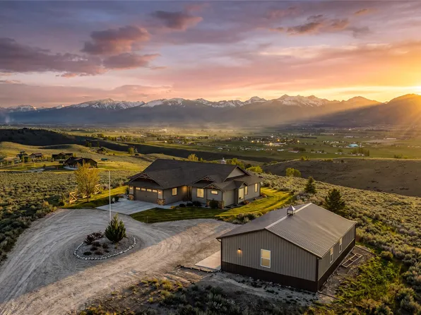 447 Labrador Trl, Corvallis, MT 59828
