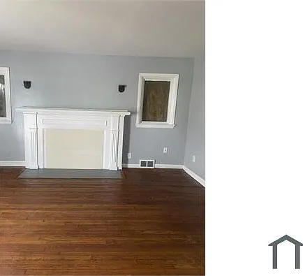 15238 Seymour St — Photo 10