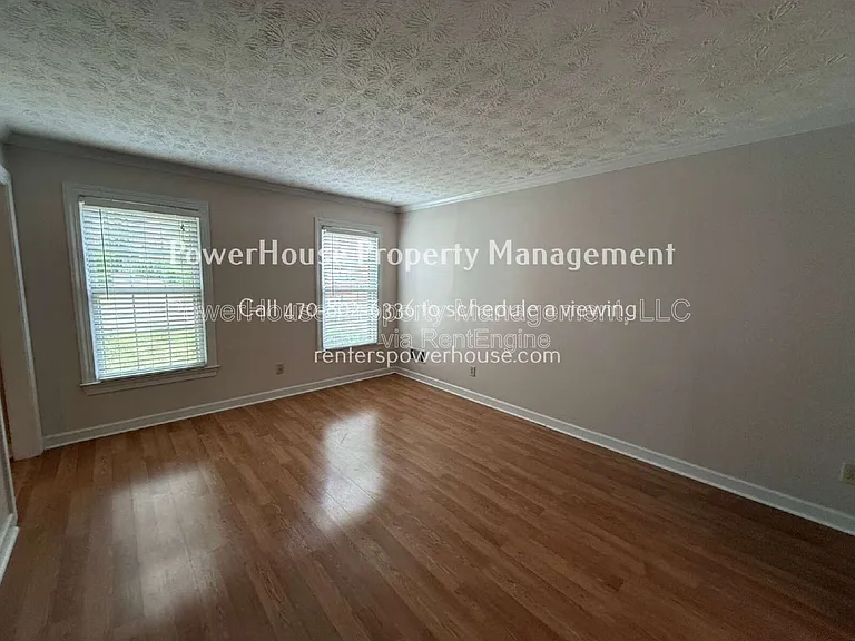 3209 Henderson Walk — Photo 25