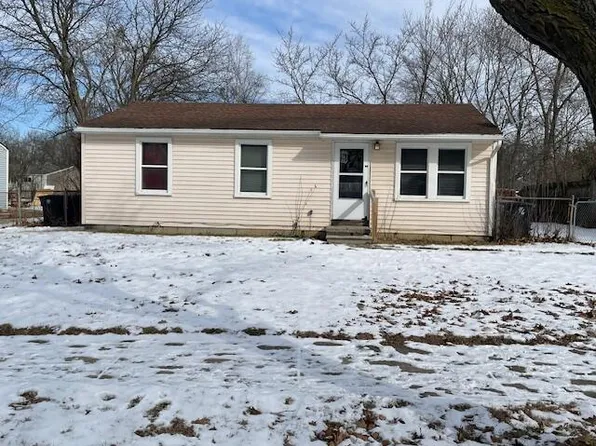 12 Blain Ct, Ann Arbor, MI 48108