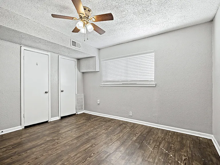 5414 Reiger Ave #1 — Photo 8