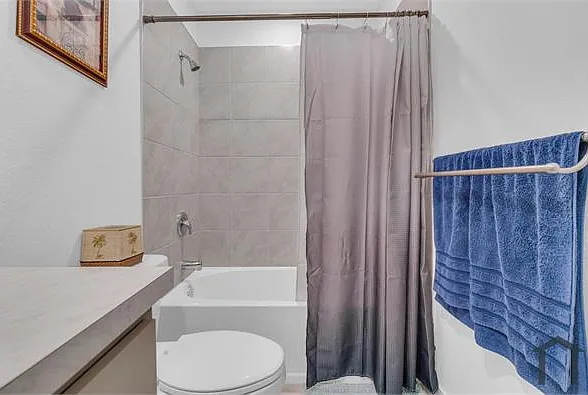 3 bed, 1376 sqft, $3,000 — Photo 4