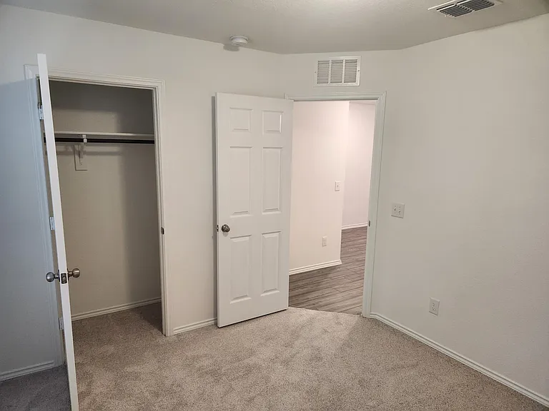 4505 Greyberry Dr — Photo 25