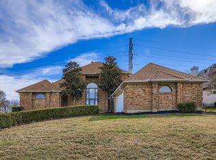 2210 Club Creek Cir, Garland, TX