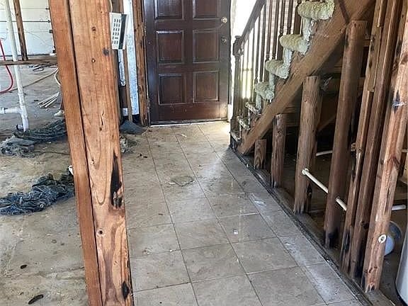 3rd image of 7311 Beauvoir Ct