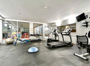 2820 W 27th St #3, Brooklyn, NY 11224