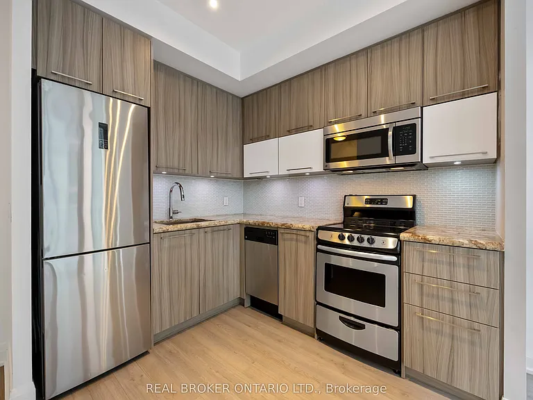 56 Annie Craig Dr #302 — Photo 11