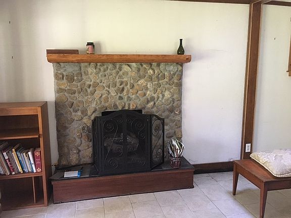 4th image of 16 Baxter Way