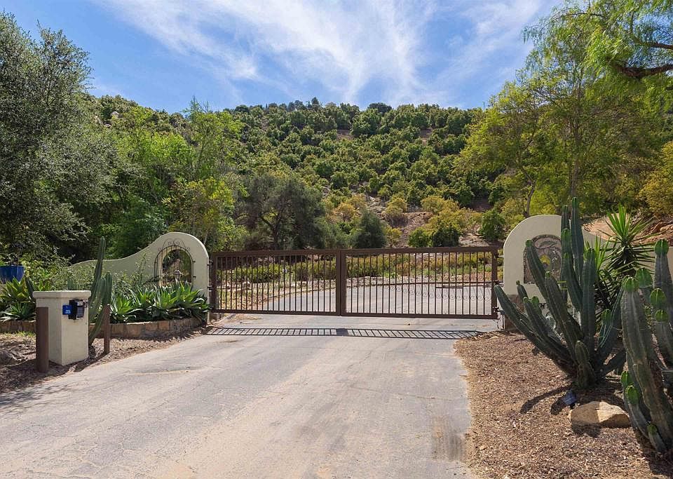 1st image of Luis Rey Heights Rd