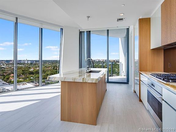 3rd image of 2831 S Bayshore Dr Unit 1708
