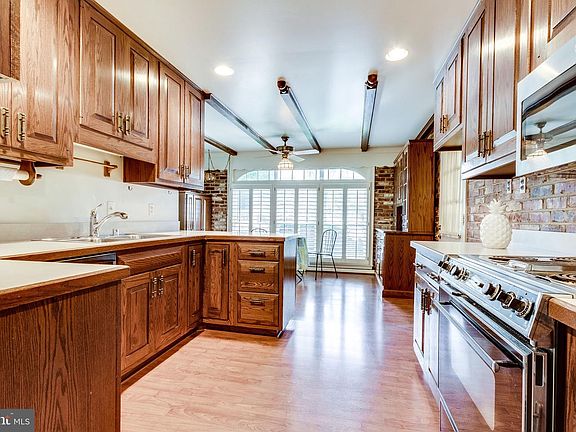 4th image of 6540 Sulky Ln