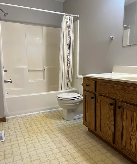 142 E Lincoln Hwy #3 — Photo 13