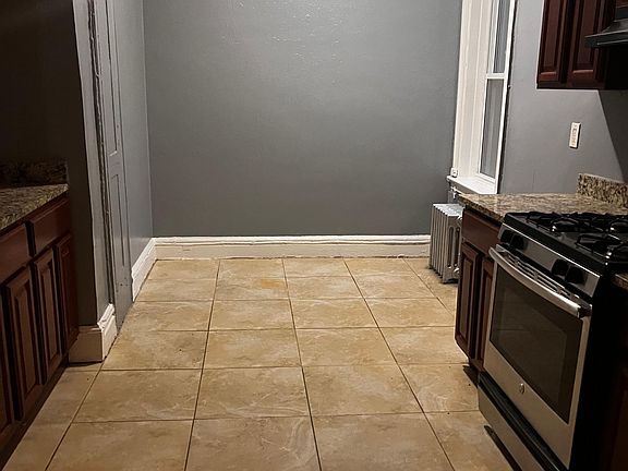 3rd image of 645 Elizabeth Ave APT 25