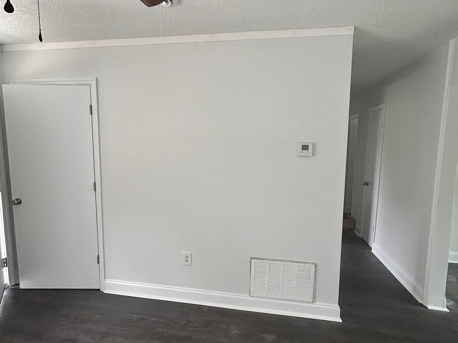 4 bed, 1600 sqft, $1,690 — Photo 3