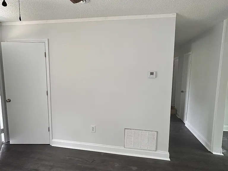 2914 Dahlia Dr — Photo 3