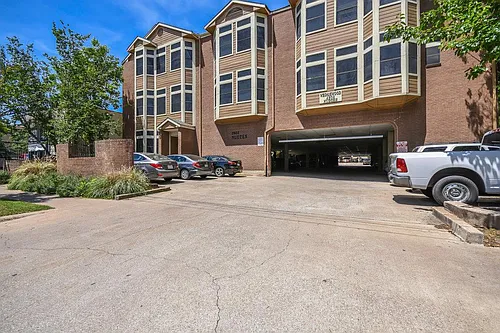 2802 Nueces St #112 Photo 1