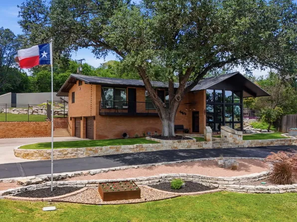 307 E WOODLAKE DR, San Antonio, TX 78229