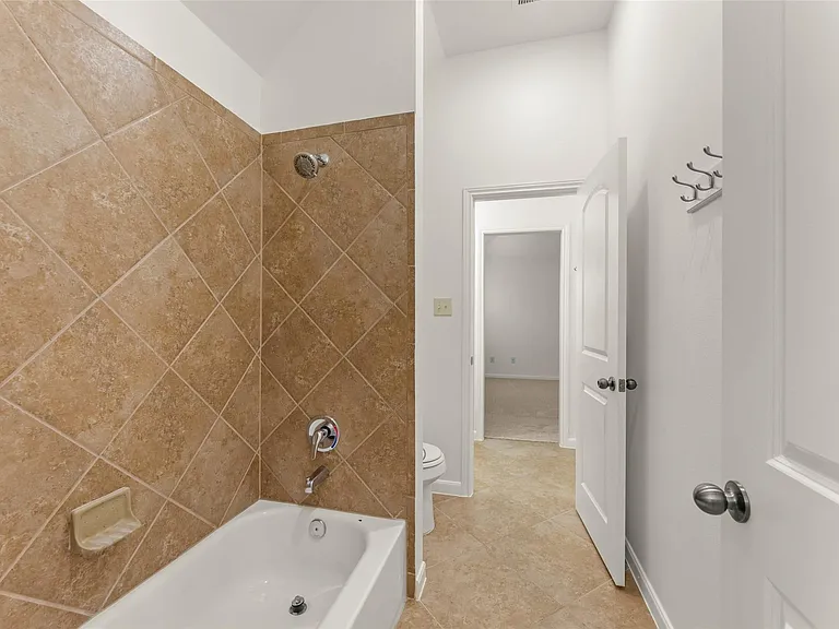 3814 Hunters Gate Ct — Photo 40