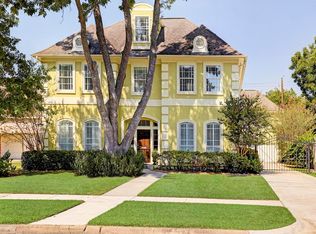 4808 Glenmont St, Bellaire, TX 77401