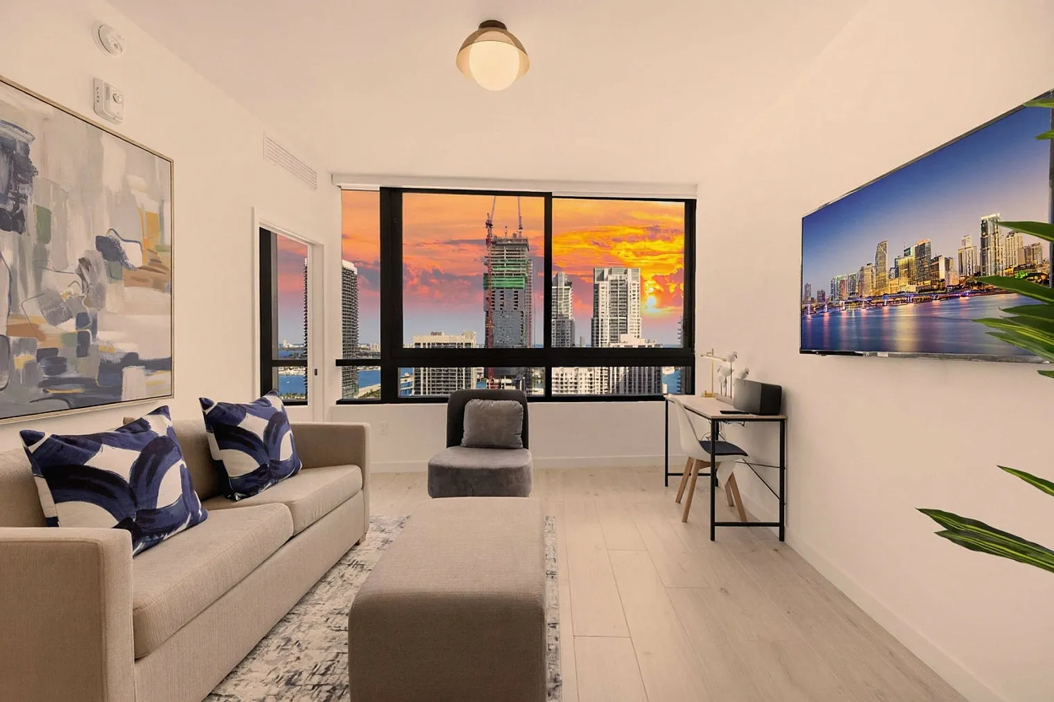 2 bed, 2.0 bath, 785 sqft, $6,936 — Photo 4