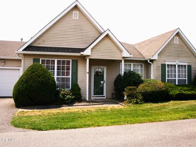 24 Deerchase Lane, Lakewood, NJ, 08701