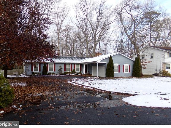2nd image of 3018 Candlewood Dr