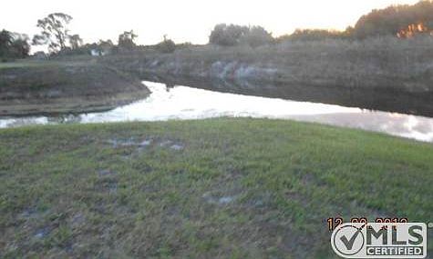 4th image of 1511 Crestwood Cir W