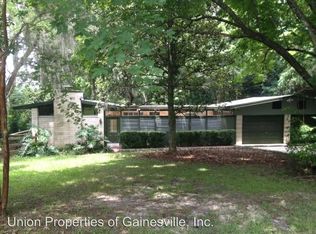 3110 SW 4th Ct, Gainesville, FL 32601