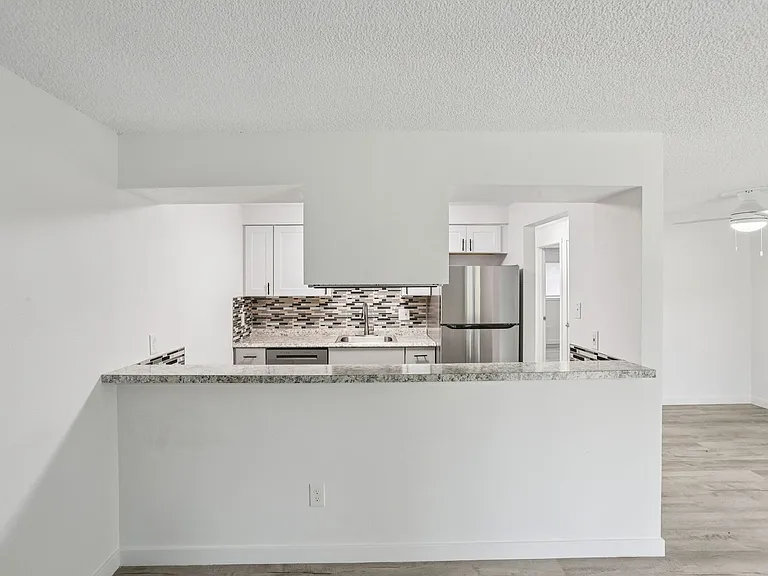 Images Garden View Apartments — Photo 11