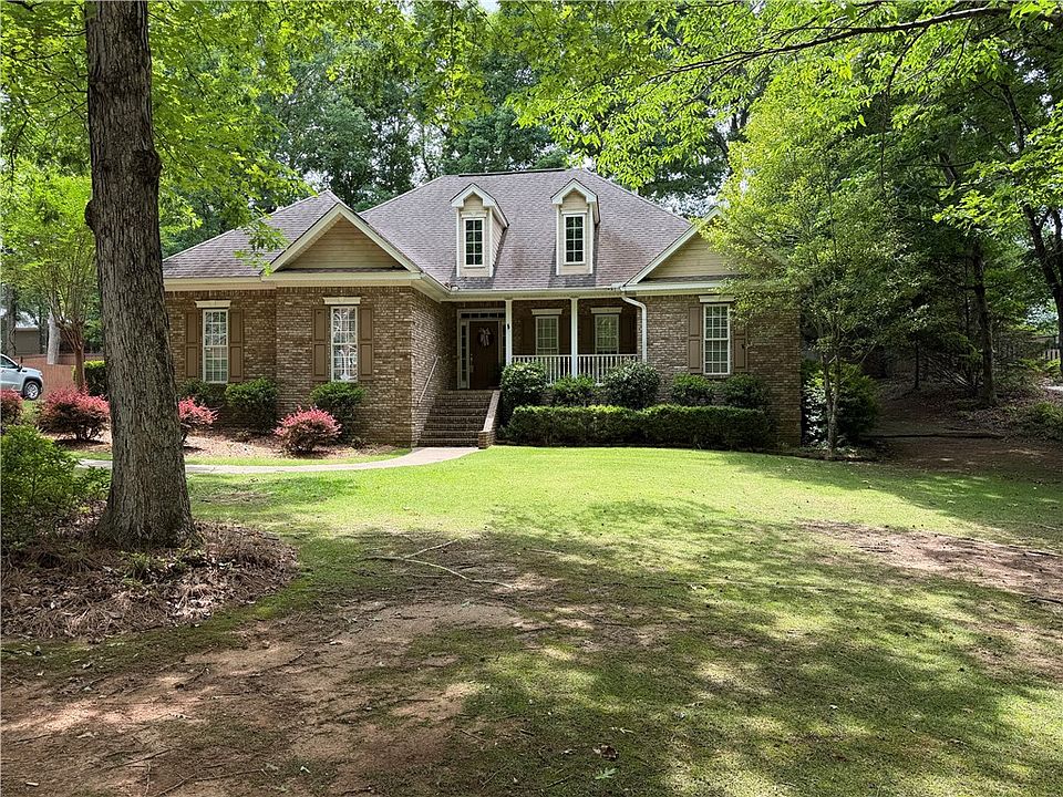 1st image of 511 Winterburn Ave