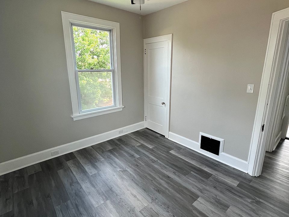 1st image of 3642 Mozart Ave #2