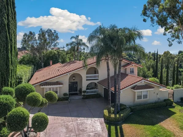 1497 Cindee Ln, Colton, CA 92324