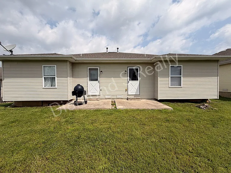 1446 / 1448 W Rainey Duplex — Photo 23