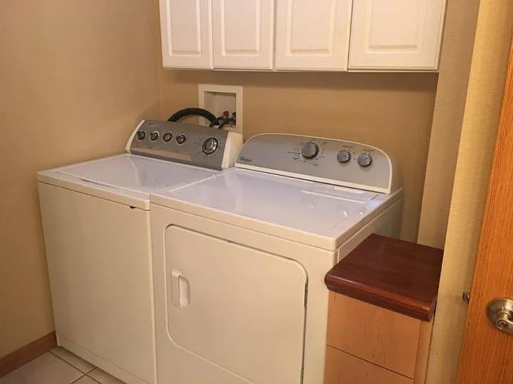 2 bed, 940 sqft, $1,485 — Photo 4