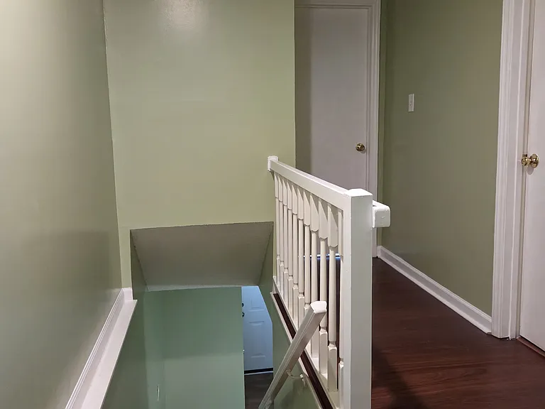 7719 Kingsberry Ct — Photo 12