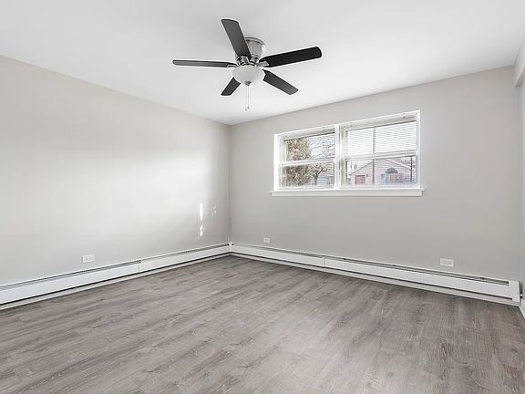 5th image of 5358 S Narragansett Ave #1