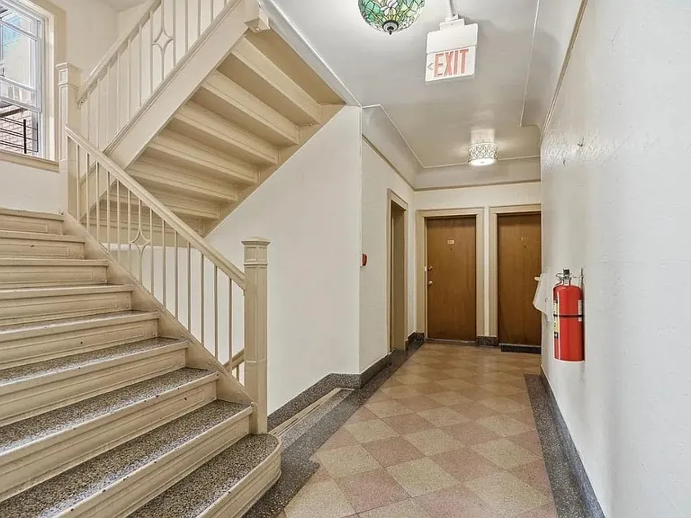 6015 Boulevard E #D7 — Photo 3