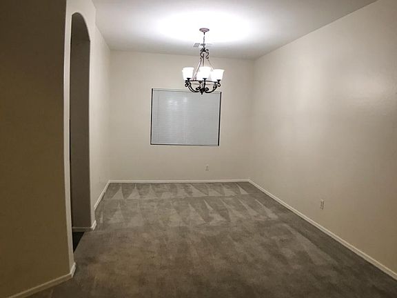 5th image of 17584 W Acacia Ct