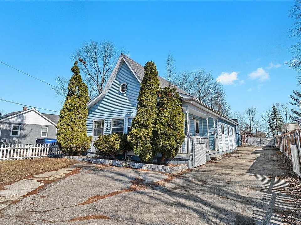 1st image of 220 Marion Ave