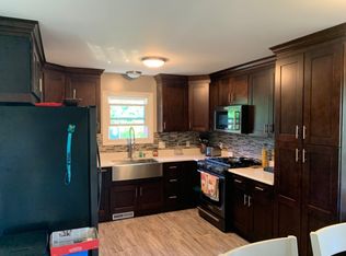 1040 Cove Trl, Porter, IN