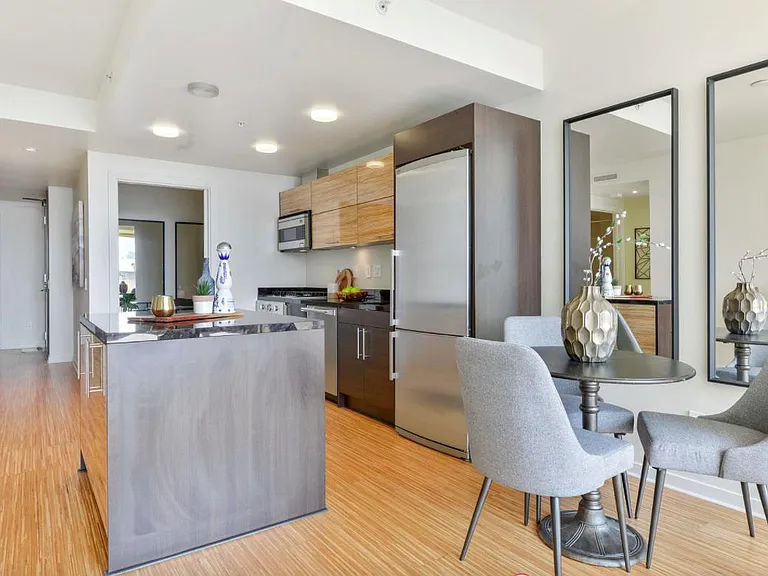 829 Folsom St #314 — Photo 6