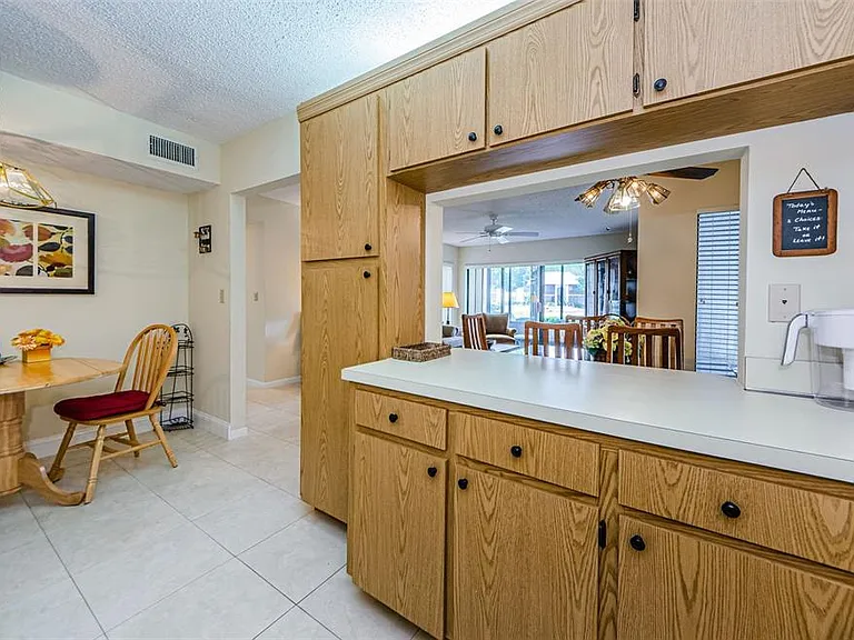 1151 Pine Ridge Cir W #F1 — Photo 19