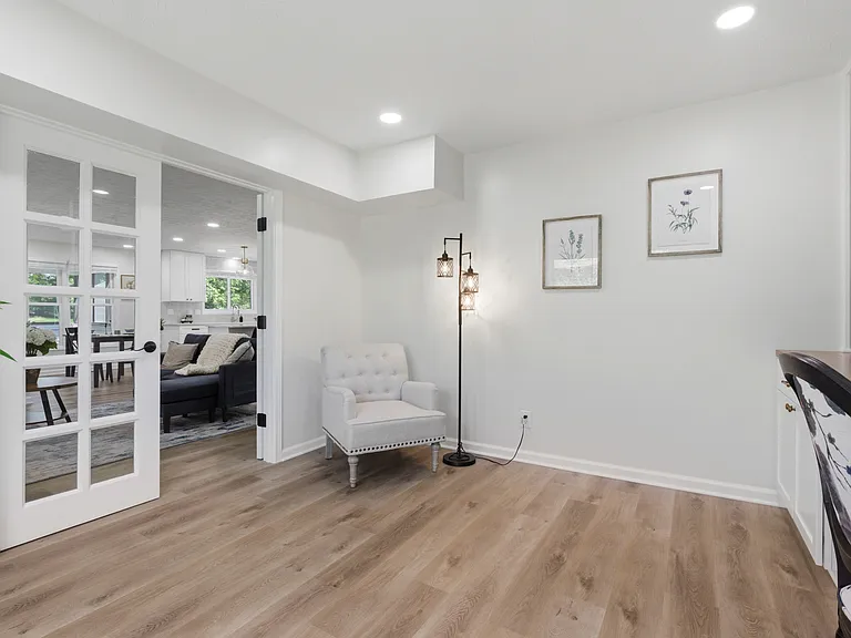 10516 Beacon Ln — Photo 16