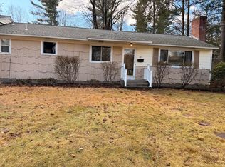 28 Wellington Rd, Delmar, NY 12054