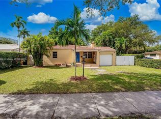 600 Minola Dr, Miami Springs, FL 33166