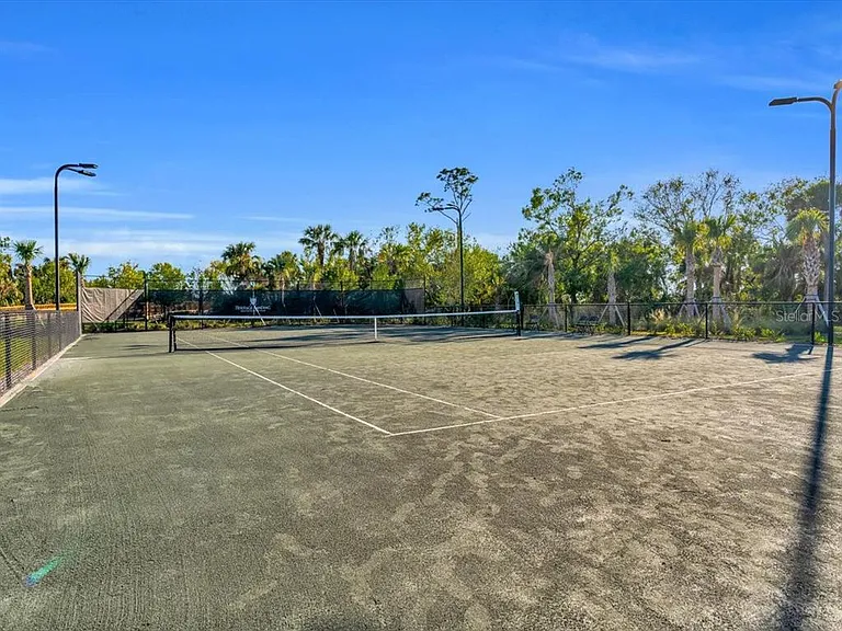14214 Heritage Landing Blvd #817 — Photo 79