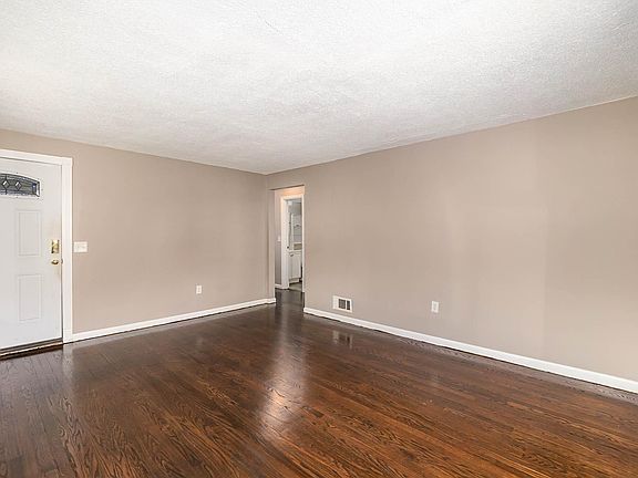 4th image of 2219 Westwood Northern Blvd Unit 1