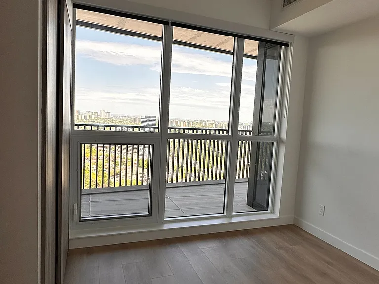 18 Esther Shiner Blvd #3303 — Photo 20